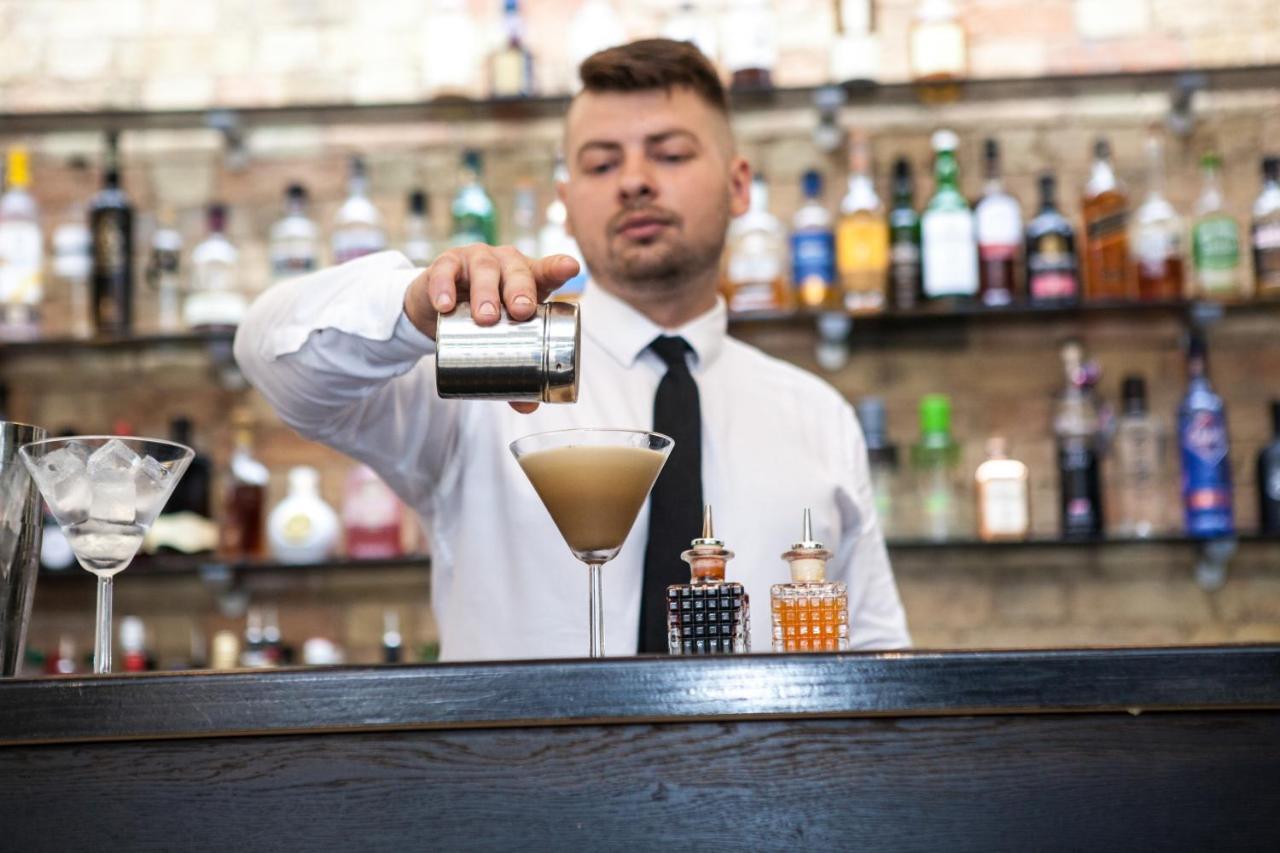 诗人之家酒店 伊利 外观 照片